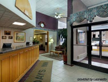 Days Inn By Wyndham Gillette Bagian luar foto