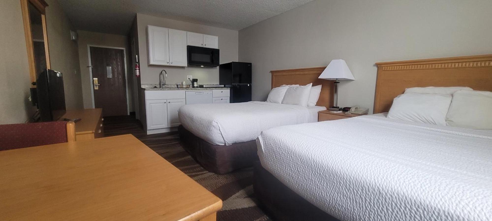 Days Inn By Wyndham Gillette Bagian luar foto